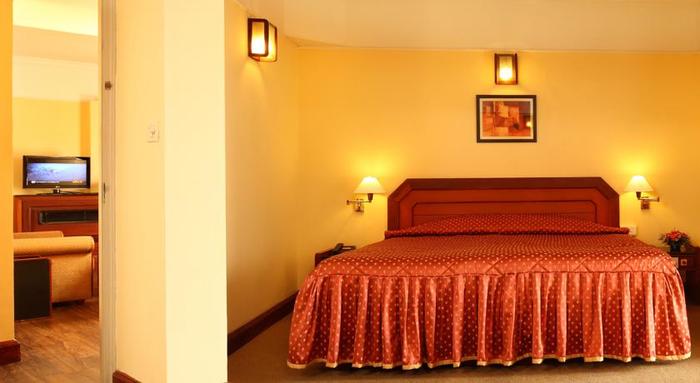 Riviera Suites